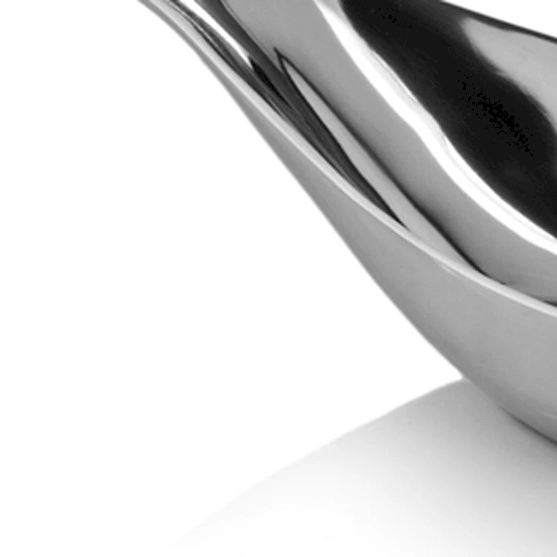 HomeRoots 8  Silver Aluminum Long Wavy Bowl - 5.5 x 8 x 34.5