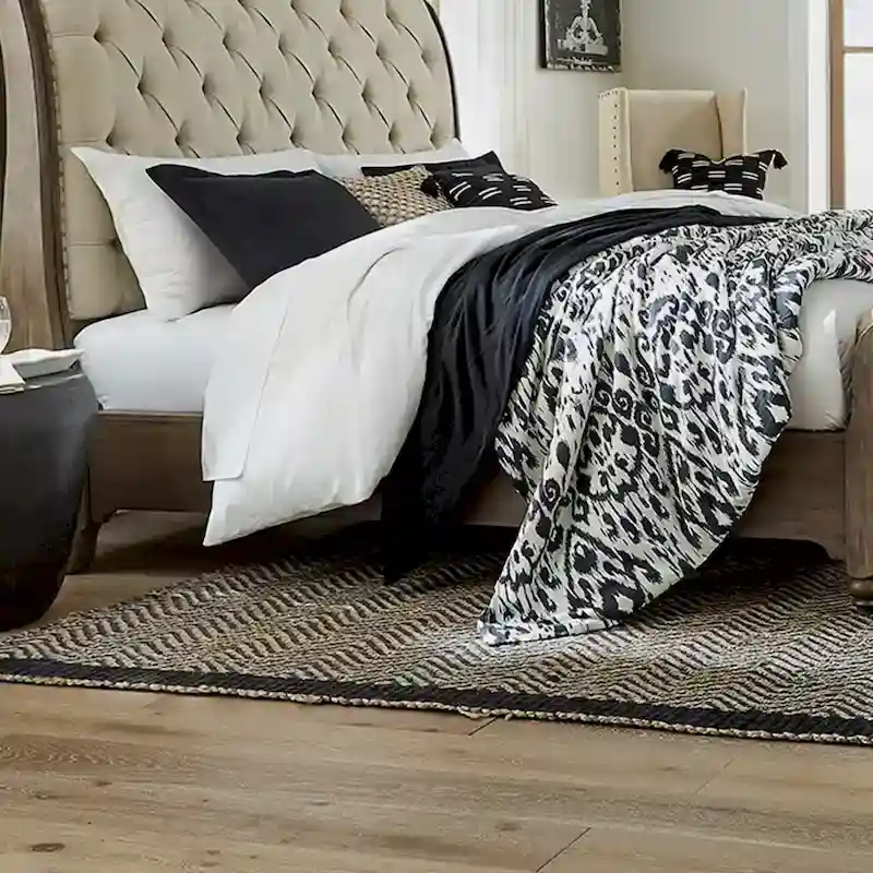 Dusty Taupe Upholstered King Sleigh Bed with Button-Tufted Headboard & Footboard – Farmhouse Style, Sleeps 1–2