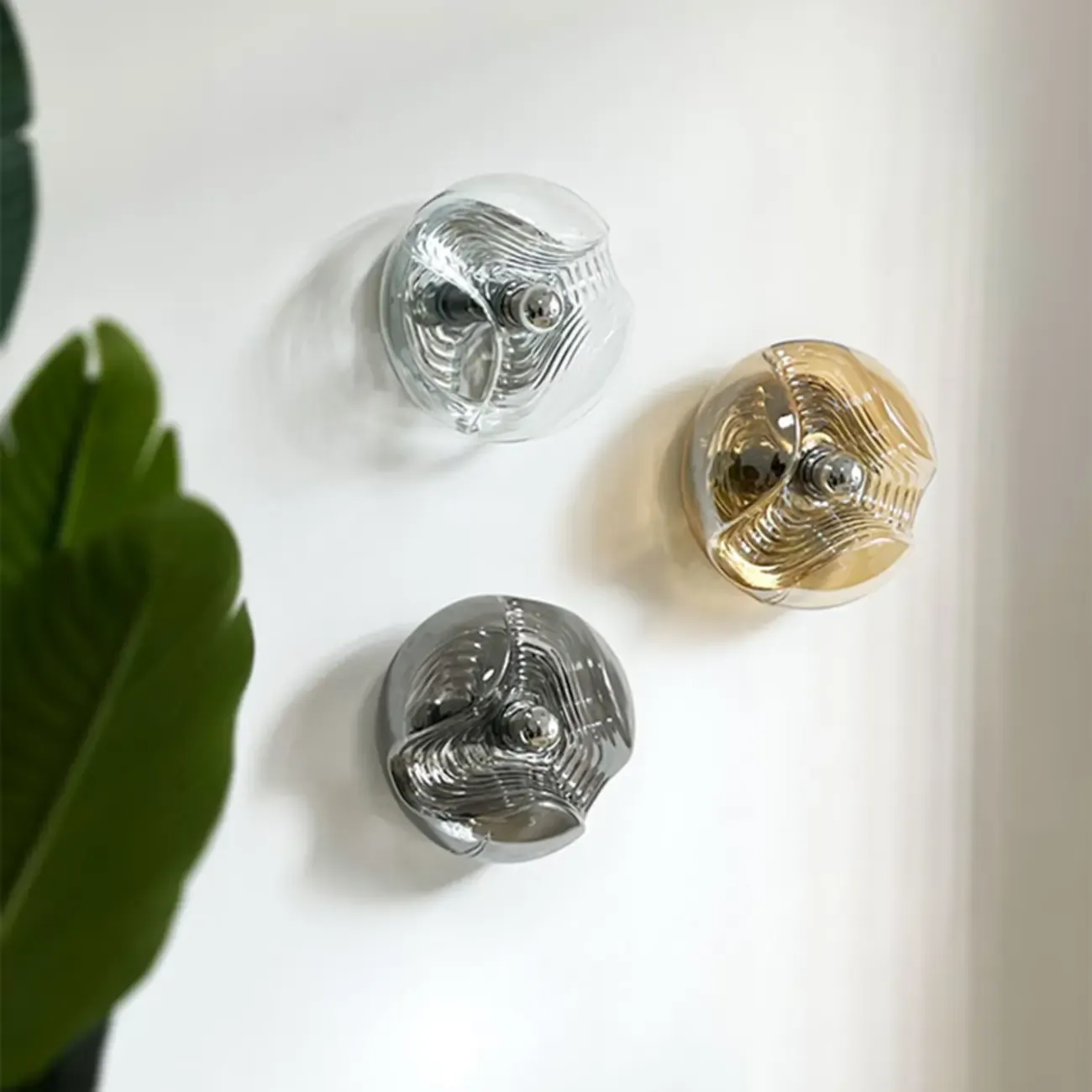 Contemporary Glass Clear Round Wall Sconce