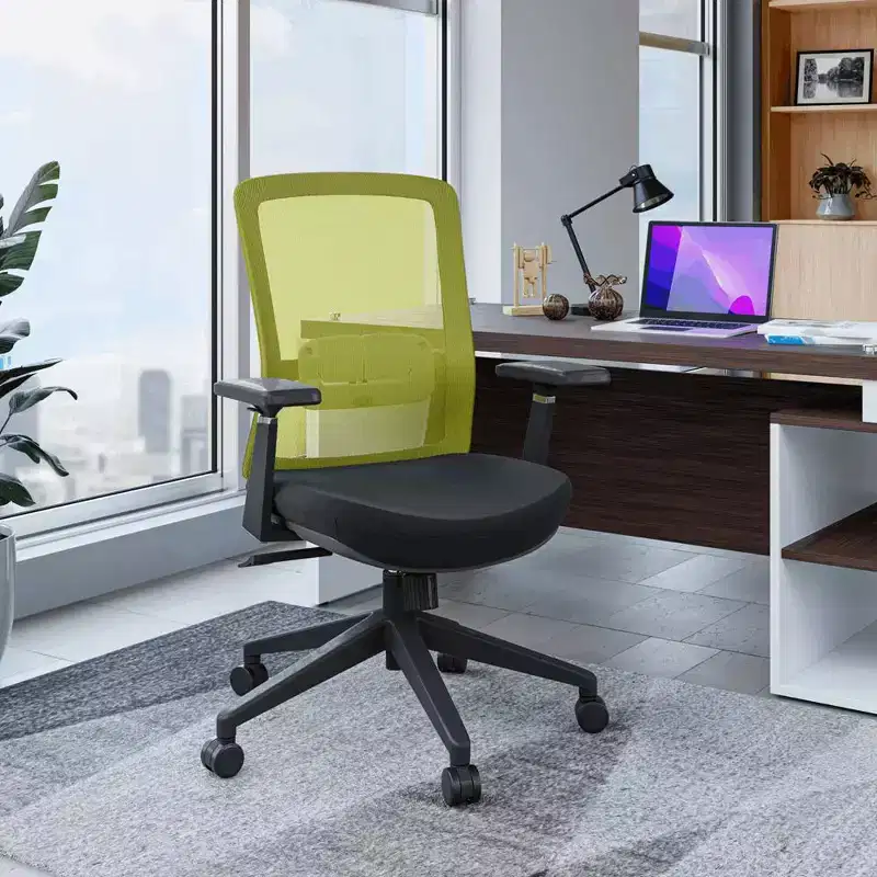 LeisureMod Ingram Ergonomic Desk Chair, Adjustable Height Swivel Task Chair with Back Support & Tilt, Comfortable 8-Hour Computer Chair for Office