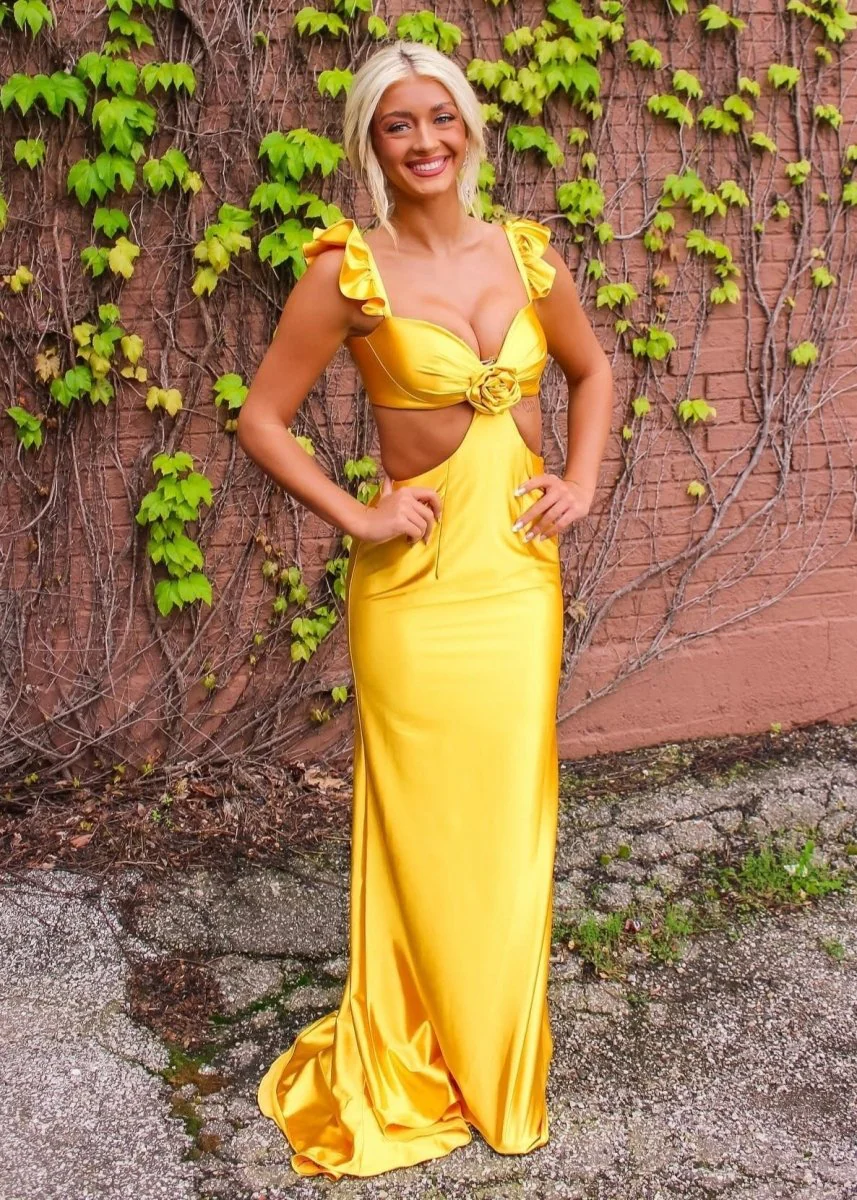 Violet Flutter Sleeve Cutout Mermaid Fitted Gown