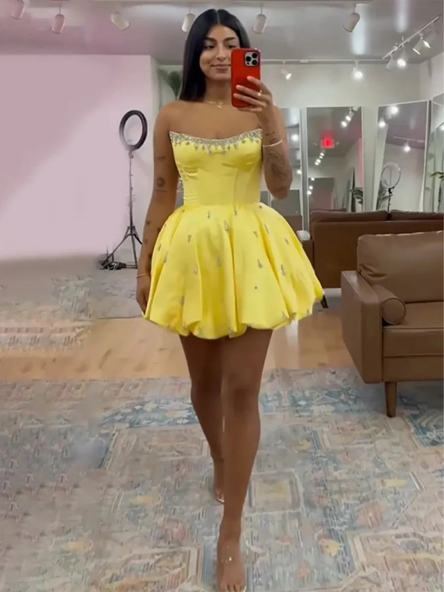 Yellow - A Line Scoop Neck Corset Beaded Short Homecoming Dresses