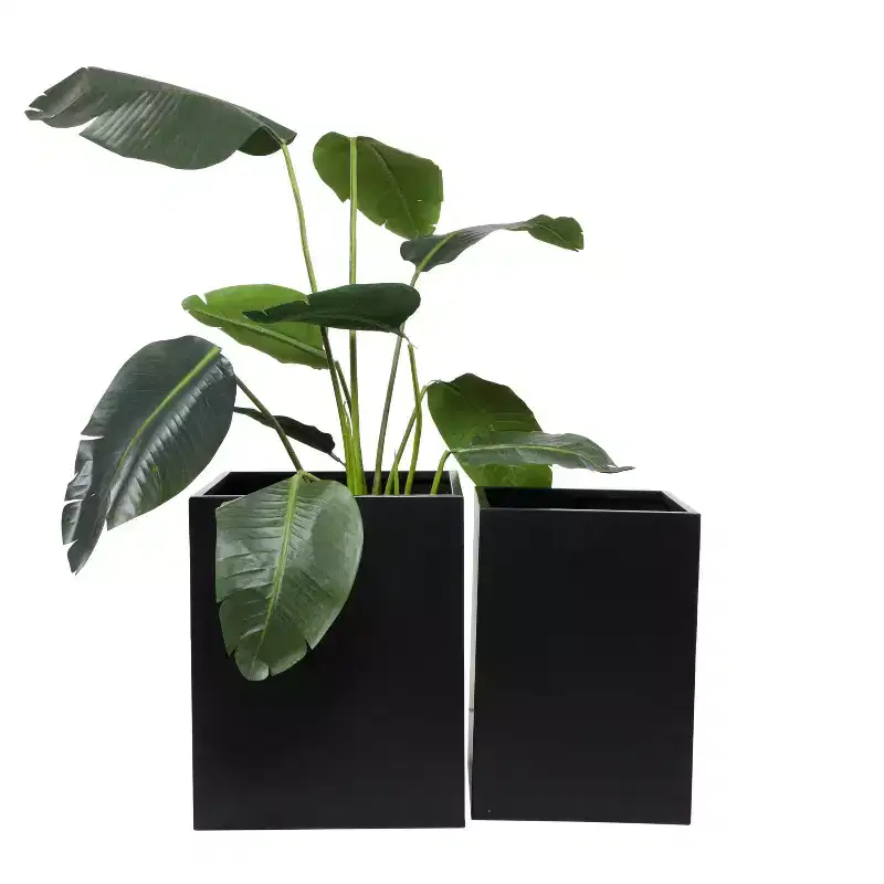 Olivia & May - 2pc Modern Novelty Metal Planter Pots
