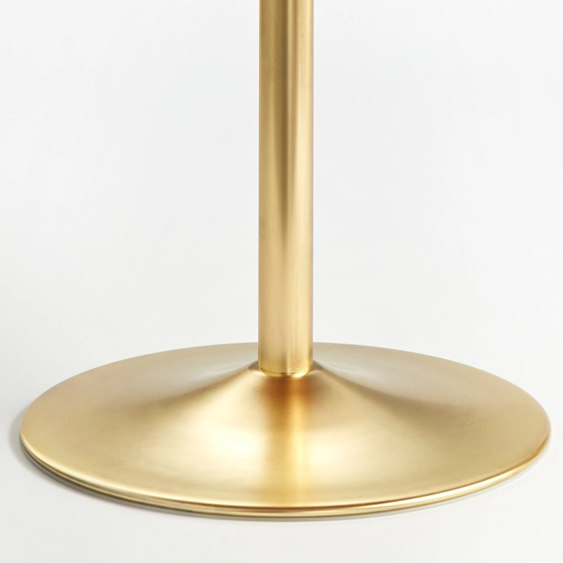 Carson Carrington Klemens Round Dining Table