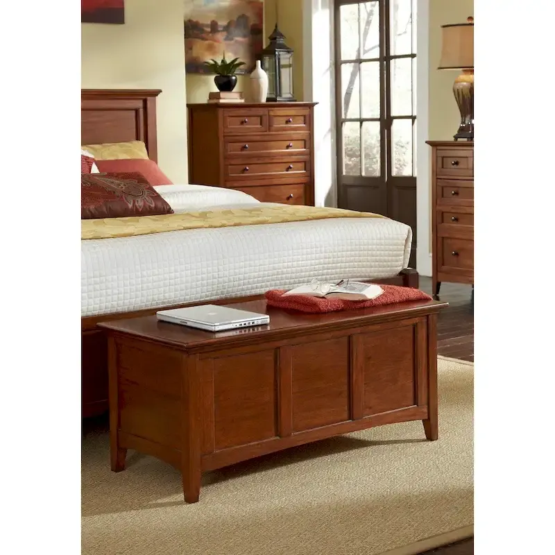 Simply Solid Aiden Solid Wood 7-piece Queen Bedroom Collection
