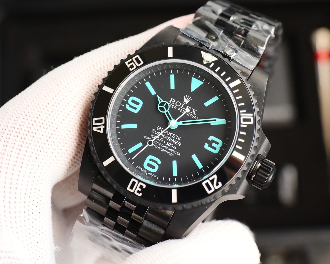 Rolex Submariner Blaken replica dial front view