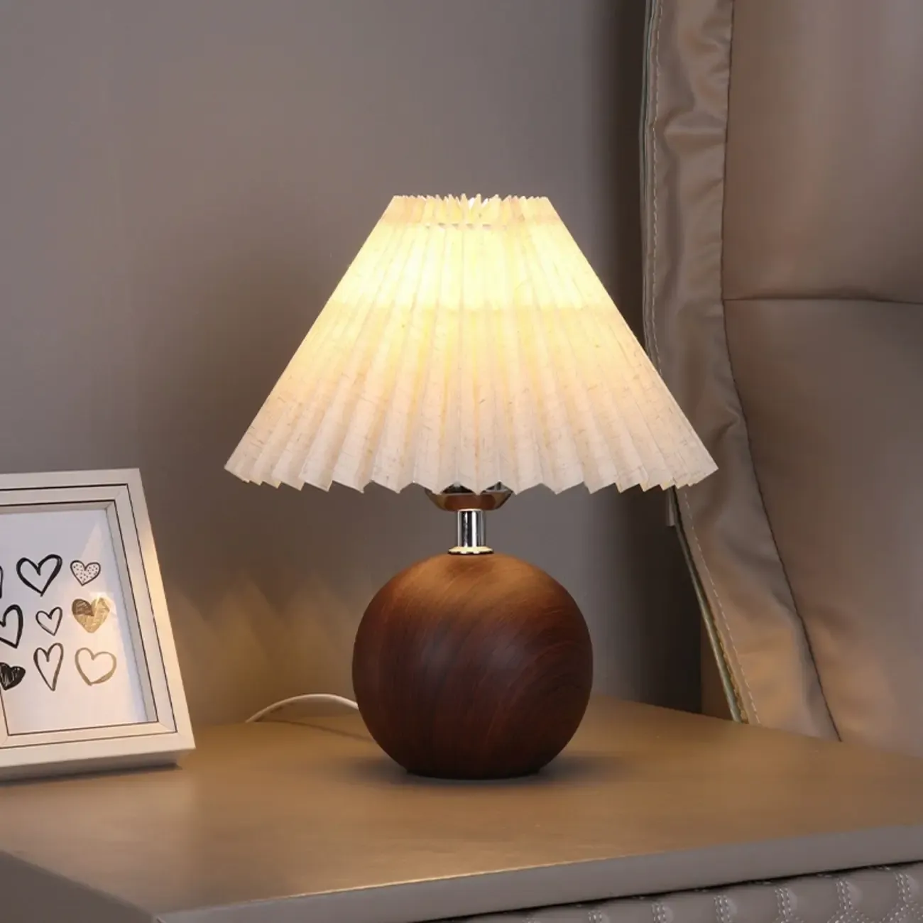 Vintage Wooden Pleated Shade Table Lamp for Bedroom