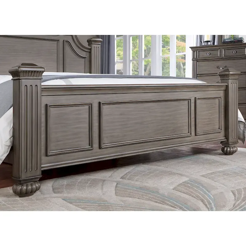 Traditional Grey Wood Poster Bedroom – Queen / King / Cal King, 2-Person