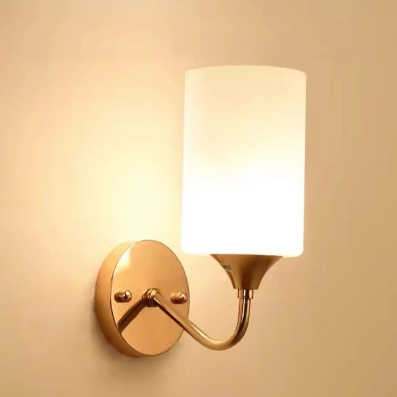 Modern Wall-Mounted Bath Vanity Light Fixture