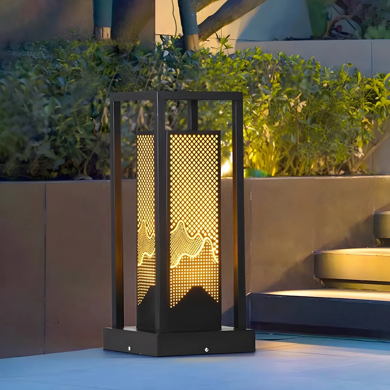 Black Metal Grid Wired Rectangle Post Cap Light