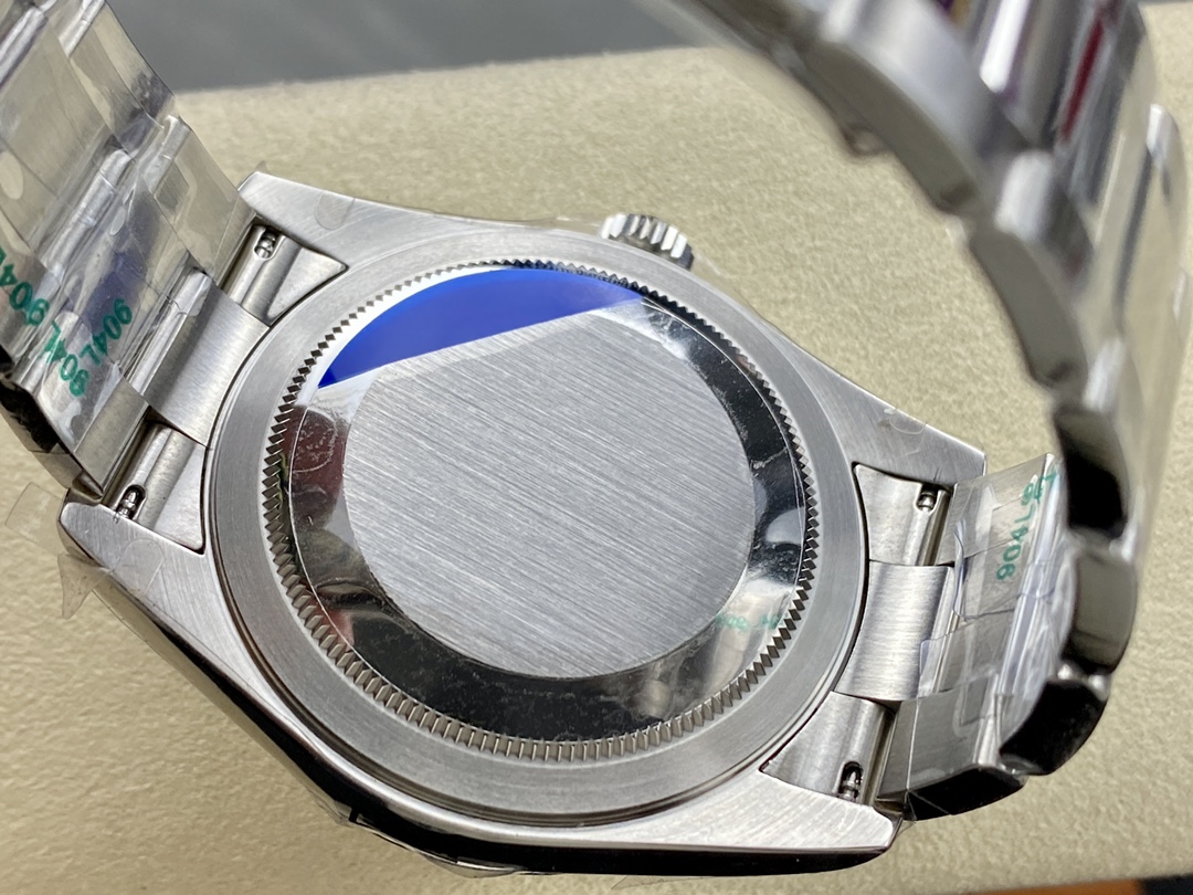 Case back of the 9002 movement replica with blue protective film