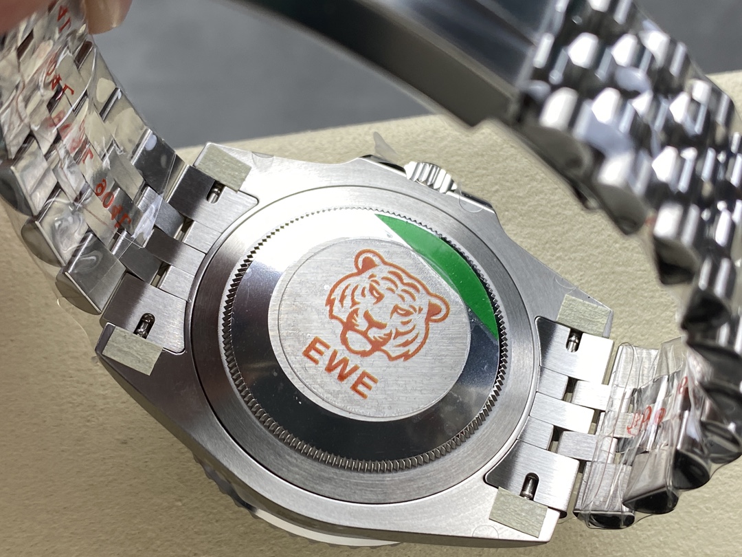 Case back of Rolex GMT replica with EWE factory tiger logo