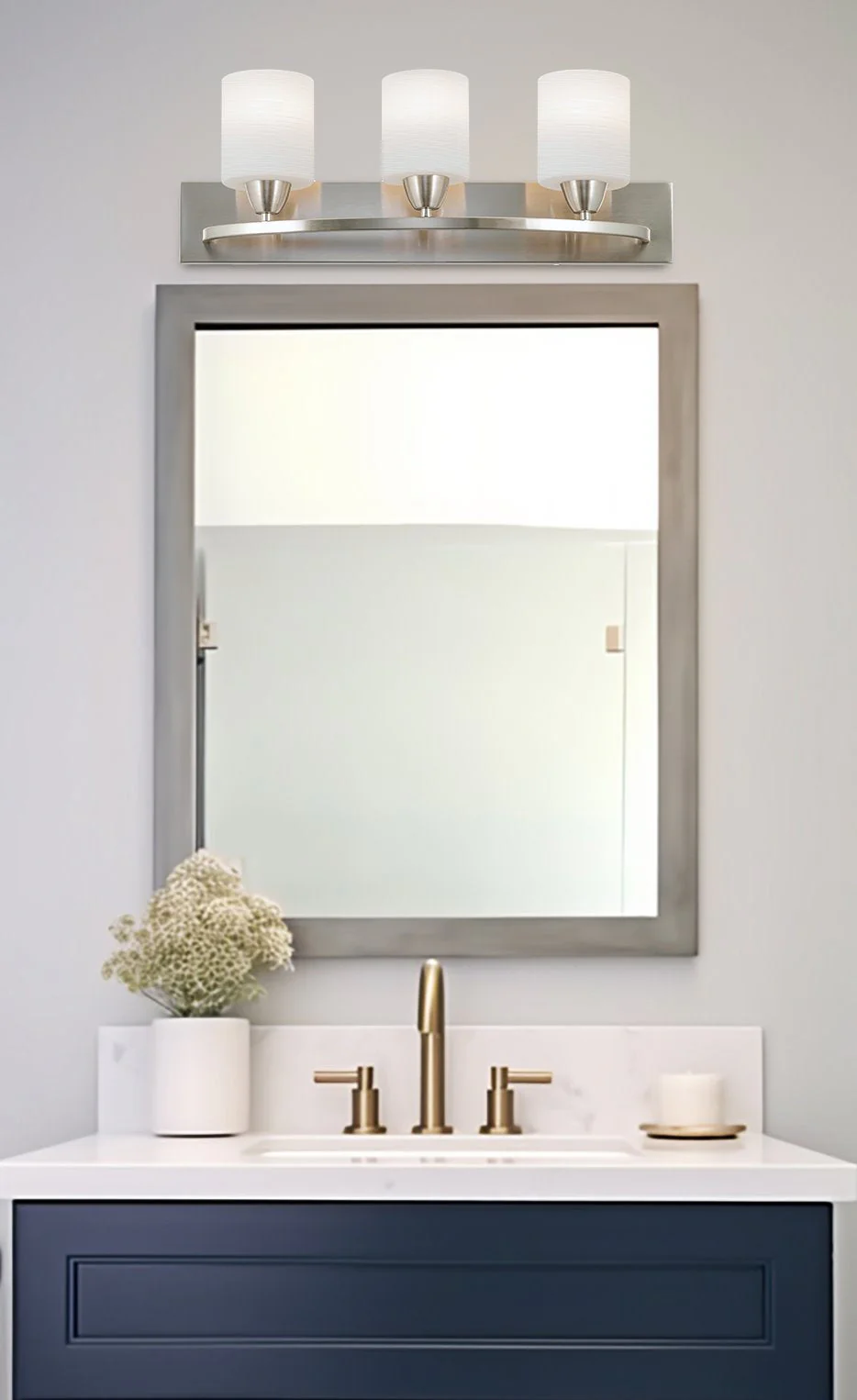 Claremont 24 Modern 3-Light Vanity / Bathroom Light