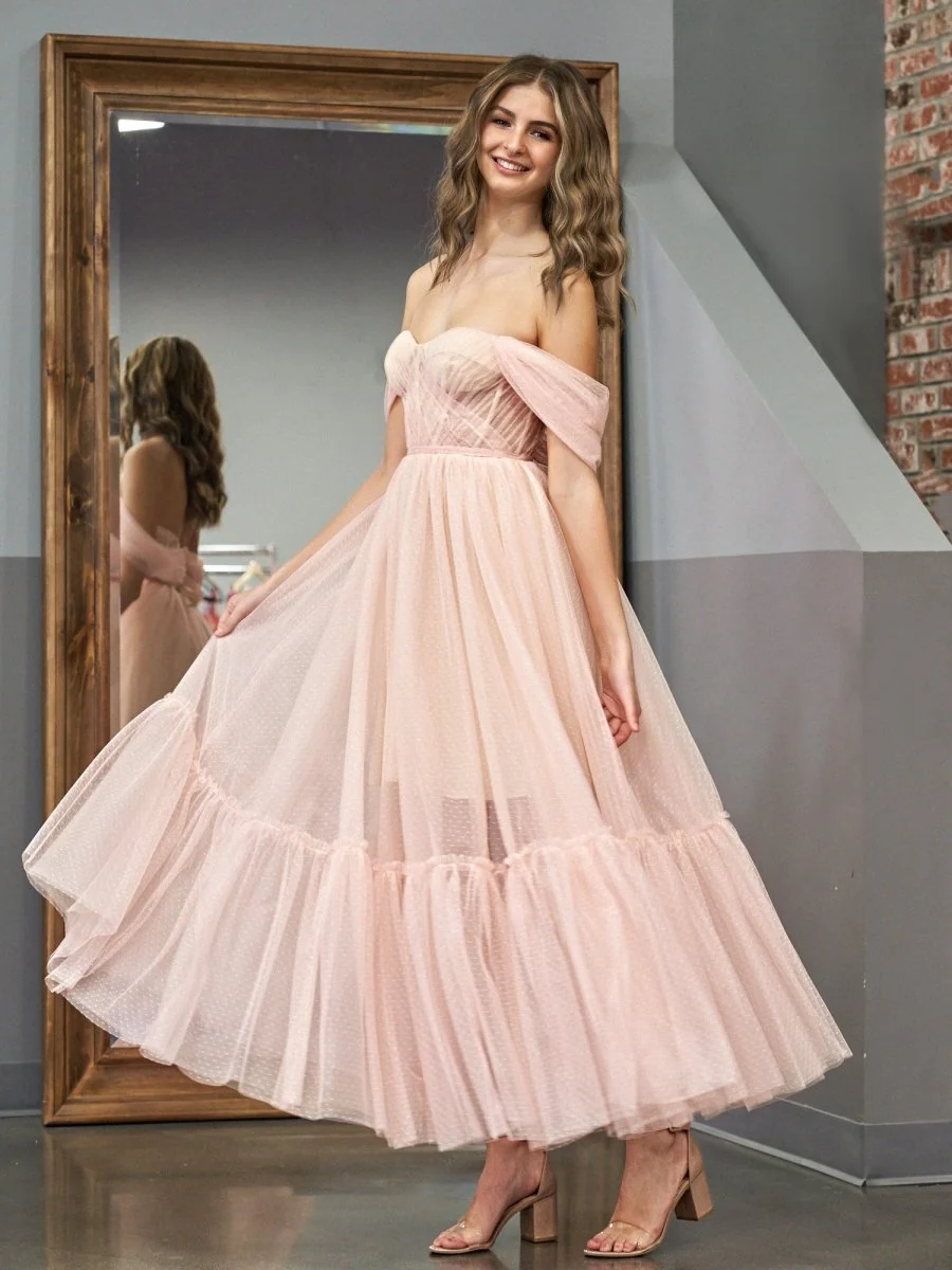 A-Line Tulle Sweetheart Tea-Length Homecoming Dress