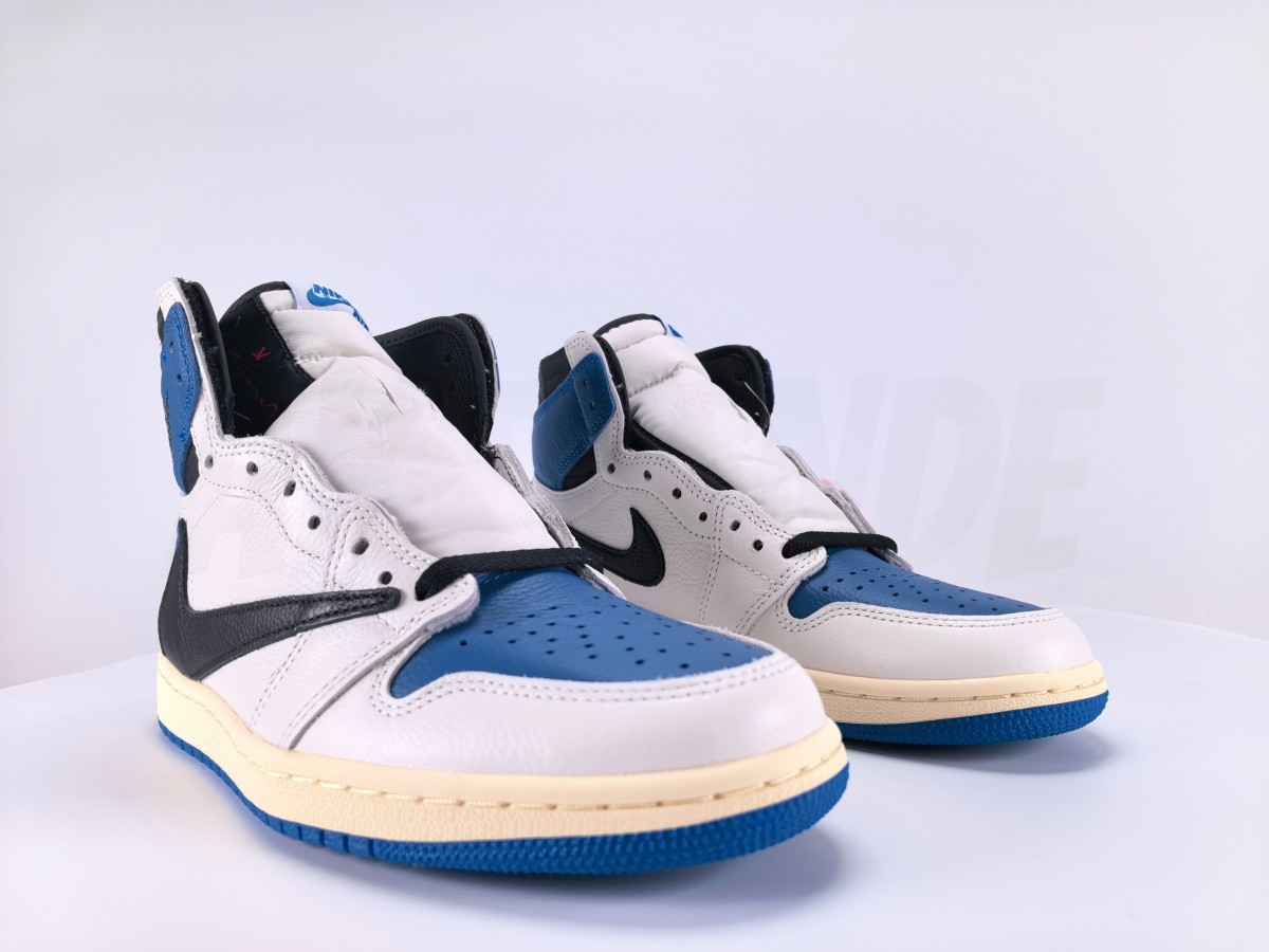 Jordan 1 Retro High OG SP Fragment x Travis Scott - Aktrende