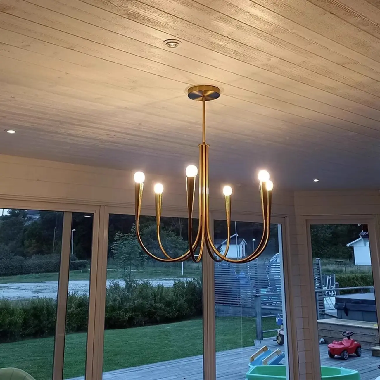 Gold Geometric Modern 6-Light Chandelier for Indoor Decor