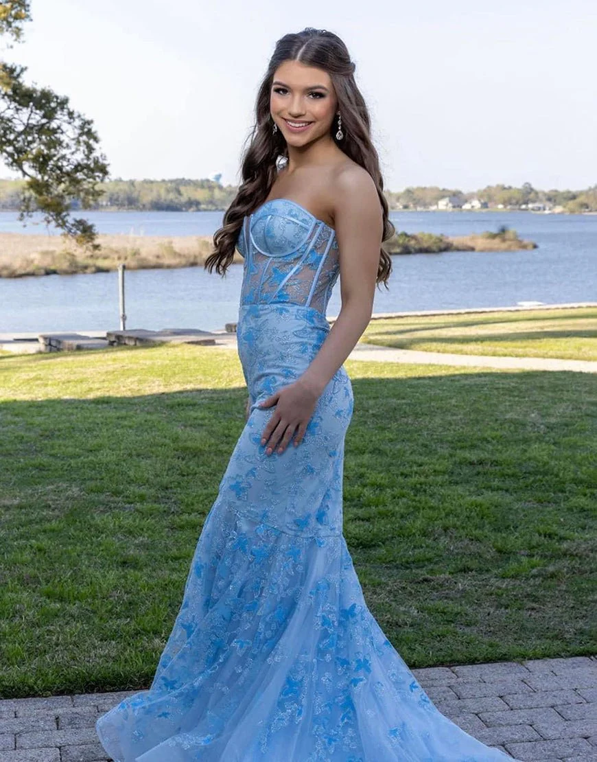Light Blue Gougeous Strapless Long Prom Dress With Appliques