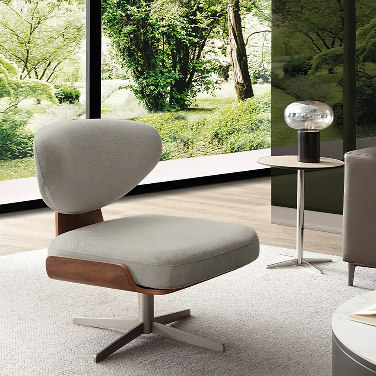 Modern Linen Swivel Accent Chair with Metal Base