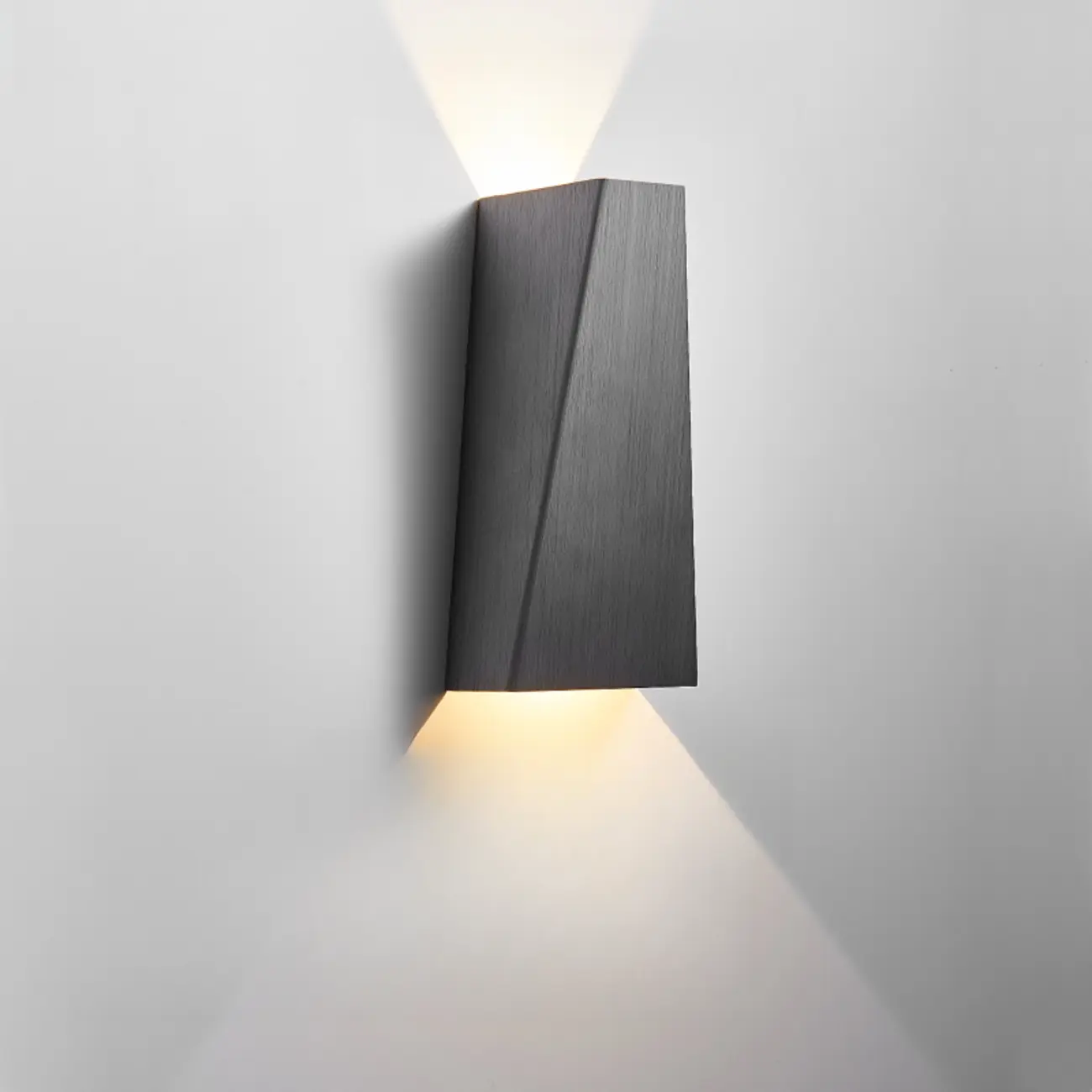 2 Lights Geometric Simple Wall Light Fixture Metal Shade