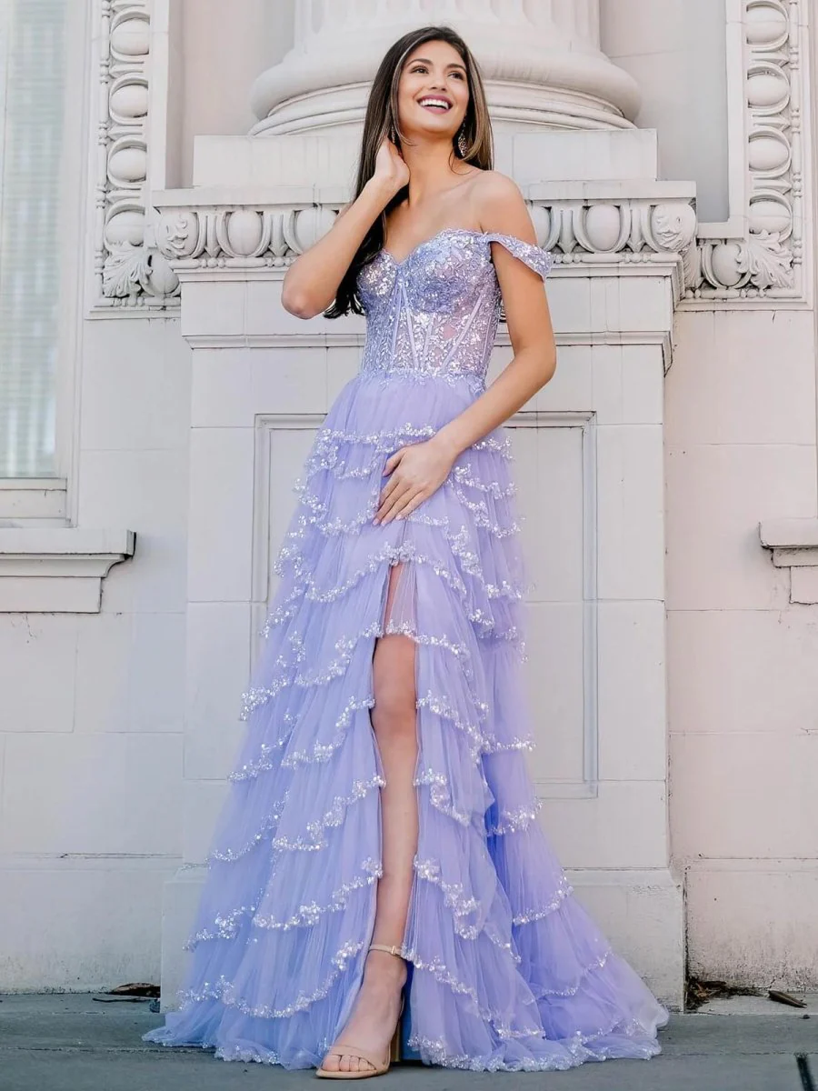 A-Line Sweetheart Champagne Tulle Prom Dresses with Appliques