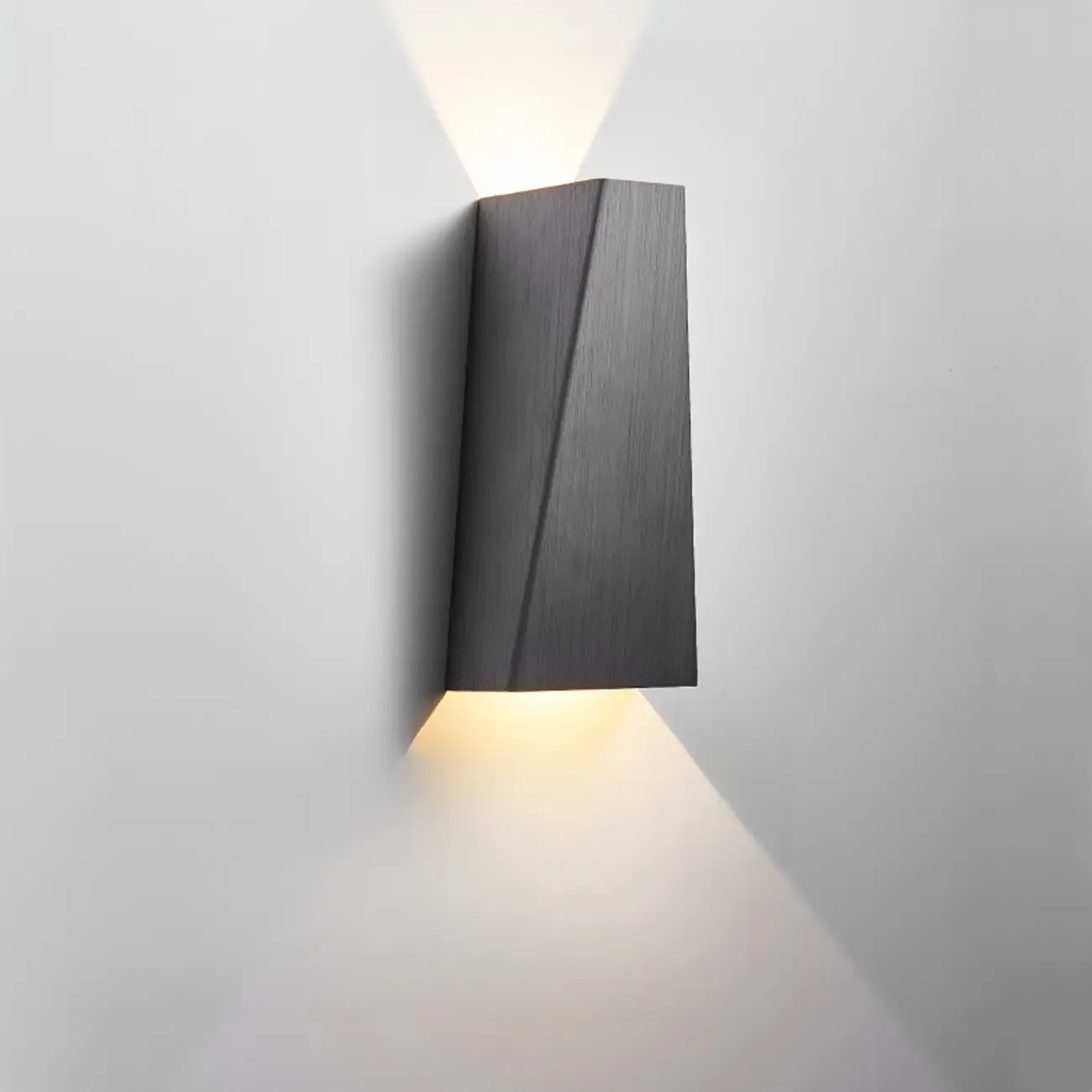 2 Lights Geometric Simple Wall Light Fixture Metal Shade