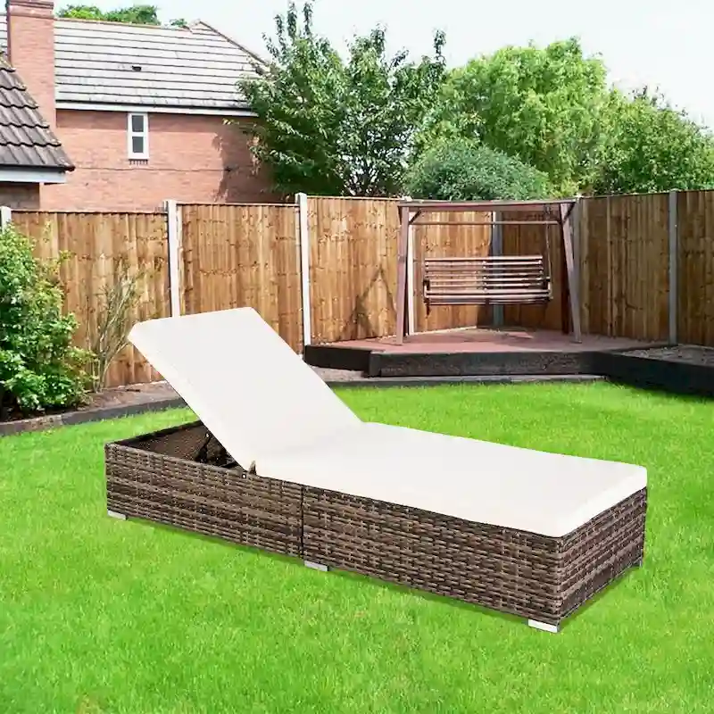 Outdoor Leisure Rattan Pool Bed