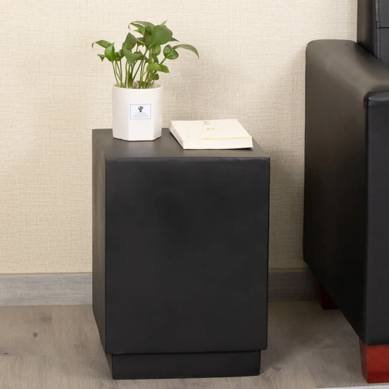 Living Room Modern Concrete Round Side Table