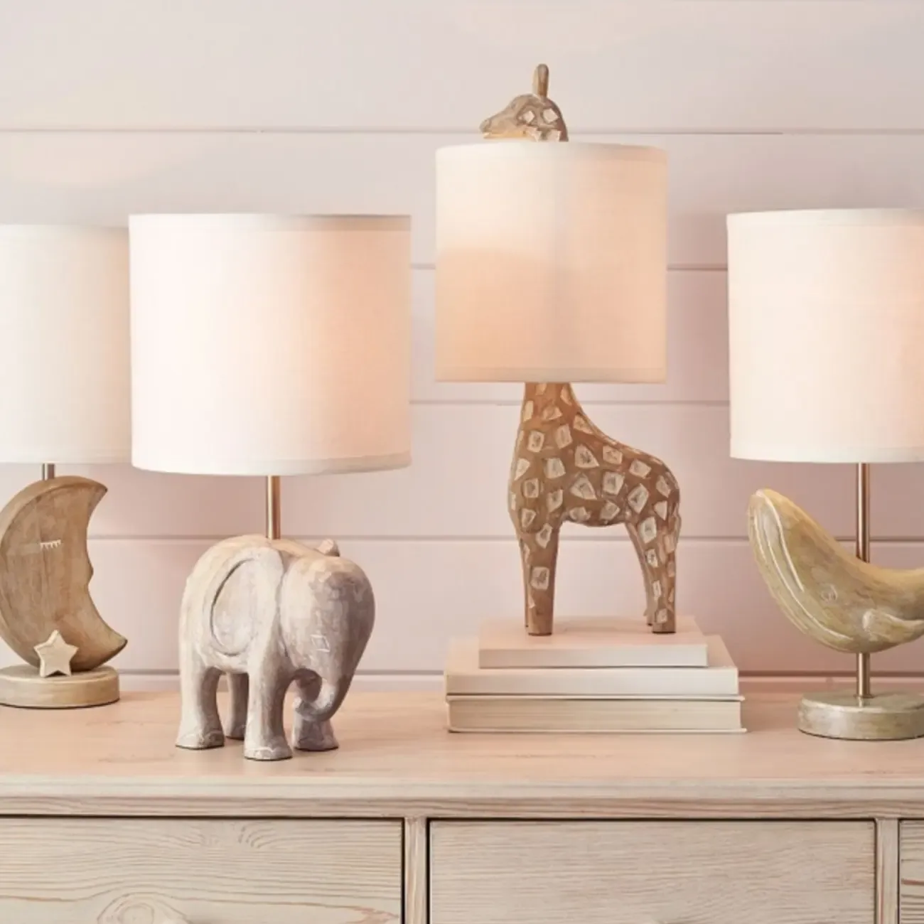 Nordic Animal Shape Wooden Table Lamp for Living Room
