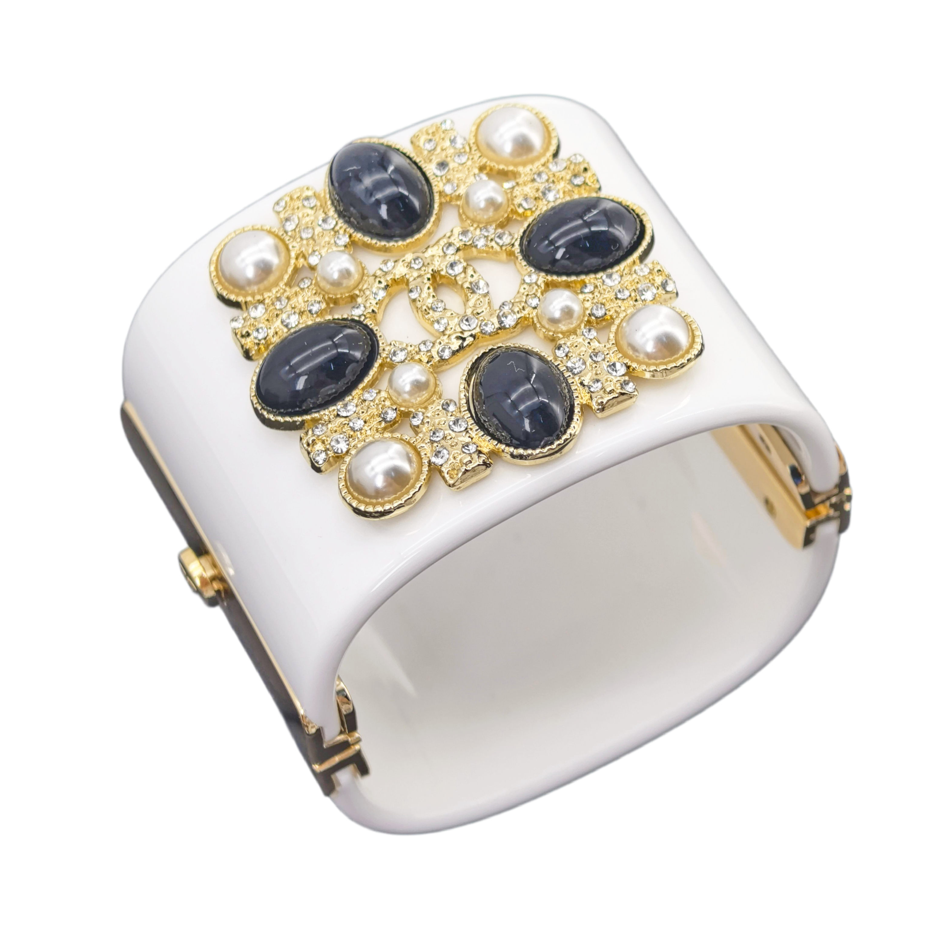 CCS158 Chanel Large acrylic bracelet - ccjewelryacc