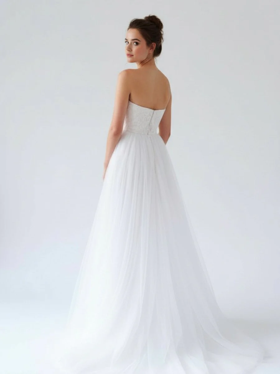 V Neck Sleeveless A-Line Long Tulle Backless White Wedding Dress