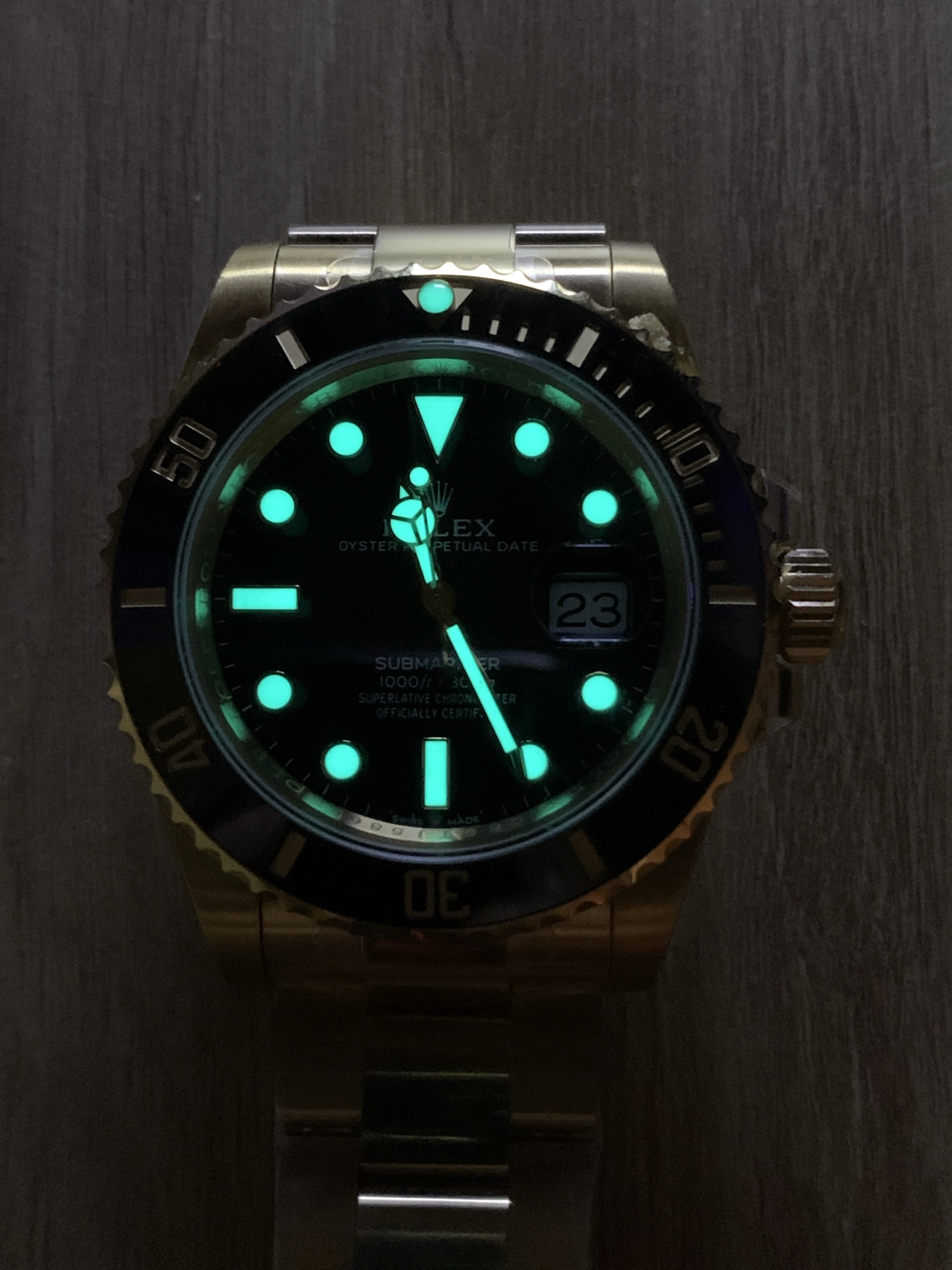 Wrist test demonstration - How the Rolex Replica sits on the wrist