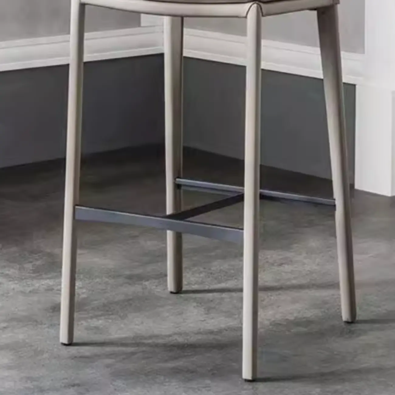 Modern 4-Leg Trestle Footrest Low Back Bar Stools