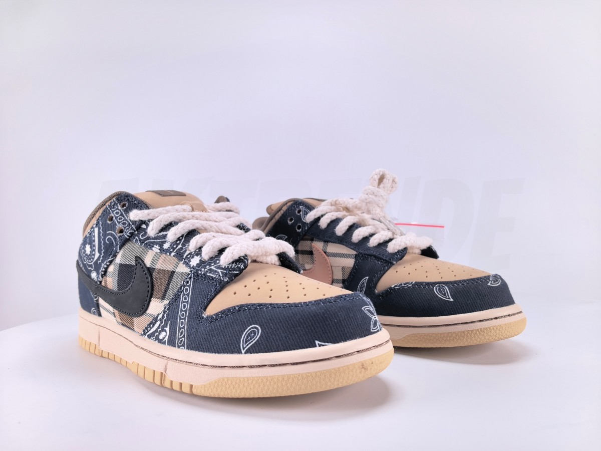 Nike SB Dunk Low Travis Scott - Aktrende