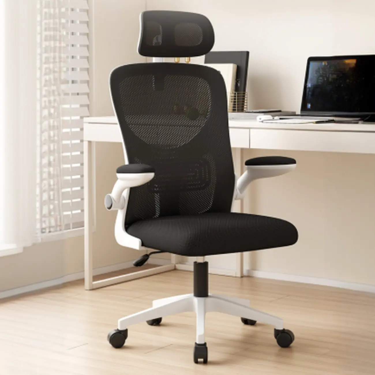 Ergonomic Black White Mesh Adjustable Office Chair
