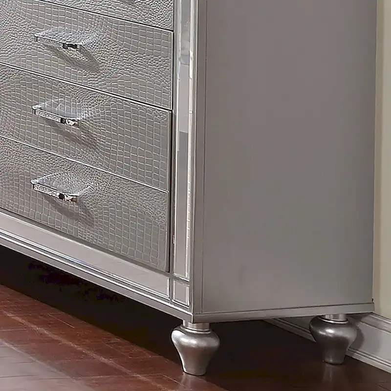 Modern 62-inch Wide Solid Wood 9-Drawer Dresser