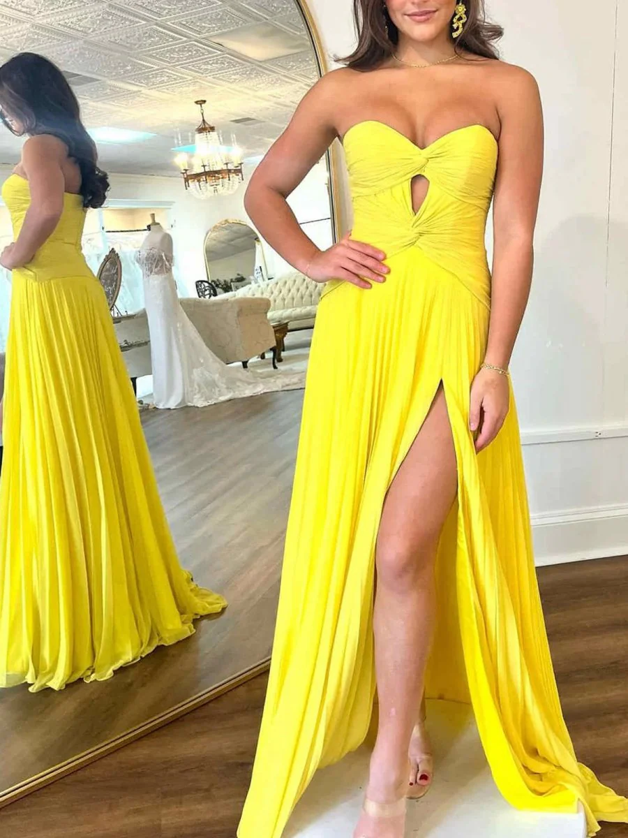 Strapless Keyhole Pleated A-Line Prom Dress