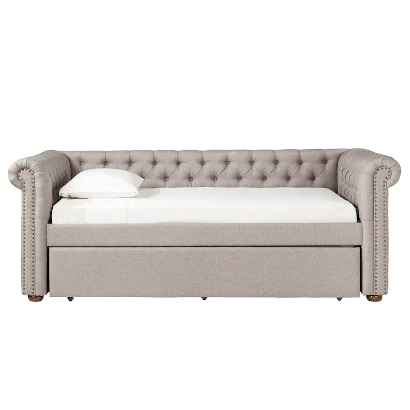 Chesterfield Daybed with Trundle