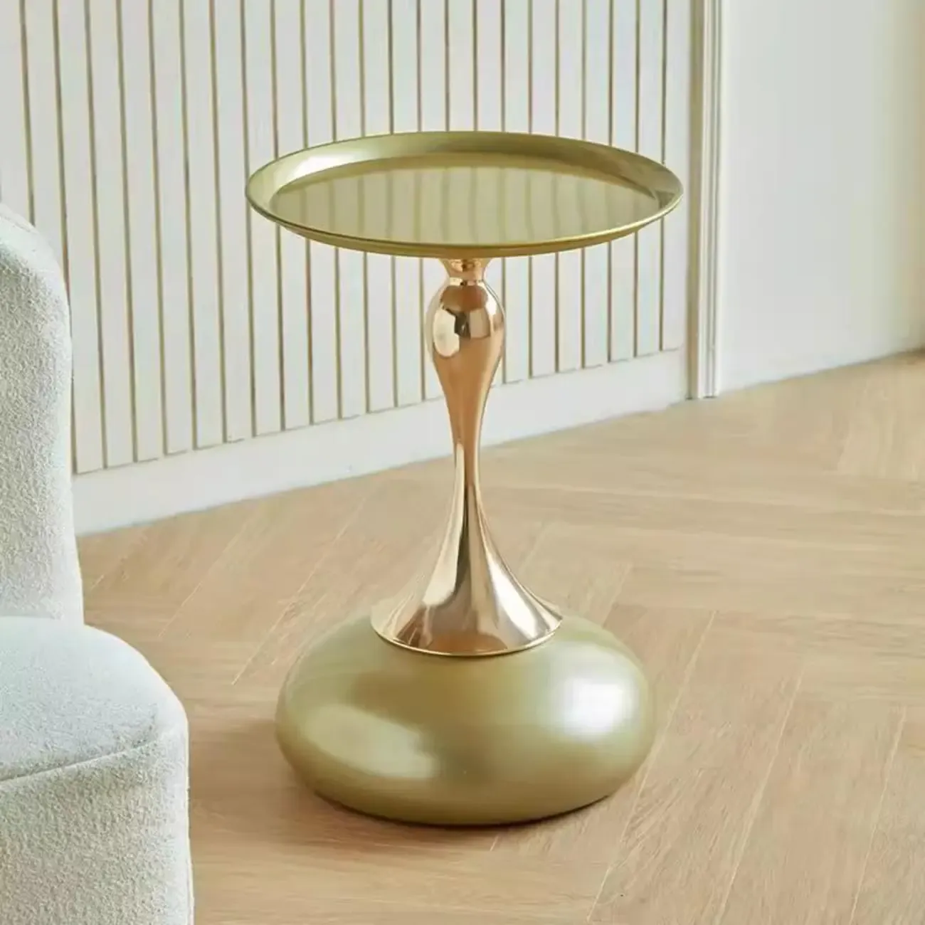 Elegant Black Stainless Steel Round Side Table