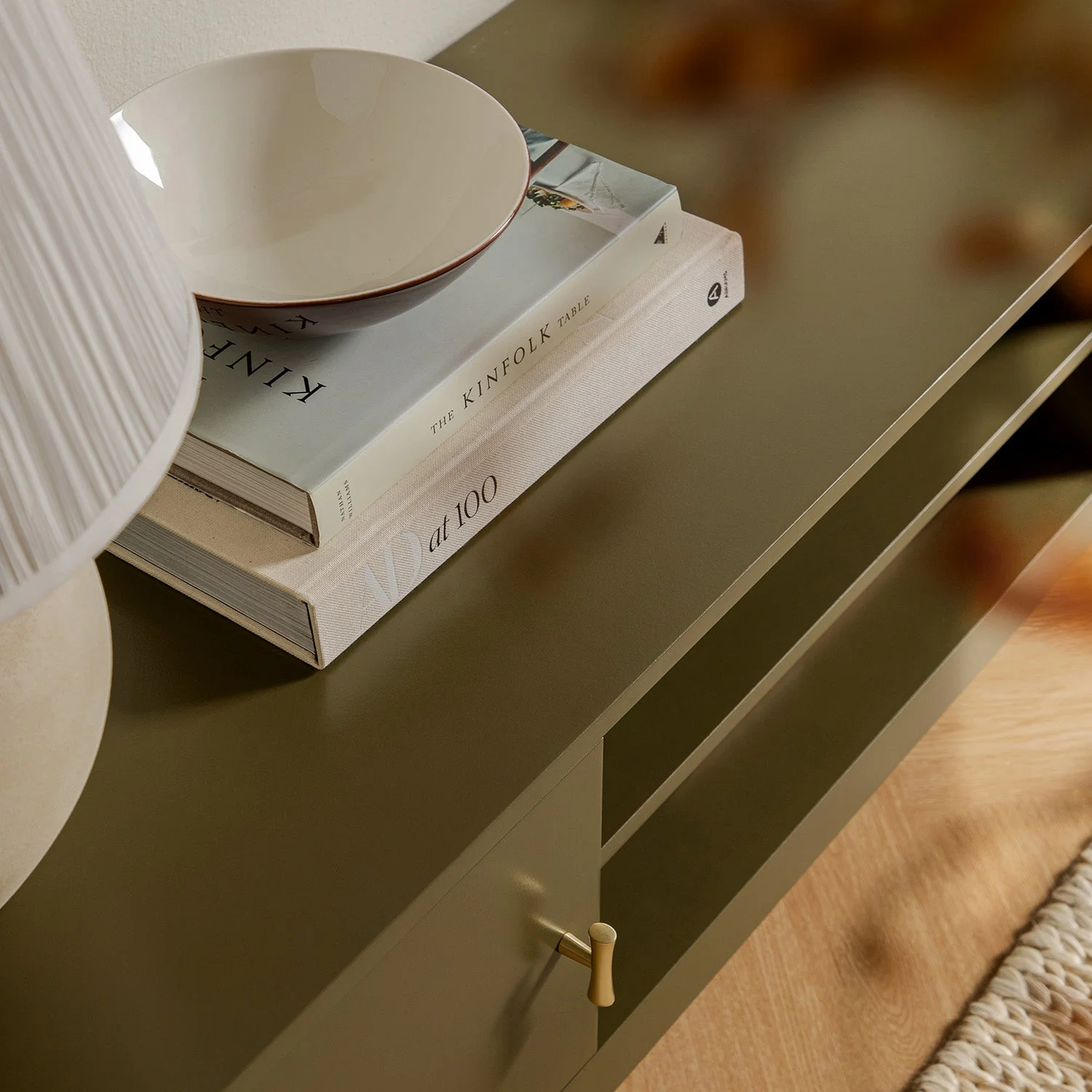 59 Wide Media Unit, Olive Grove