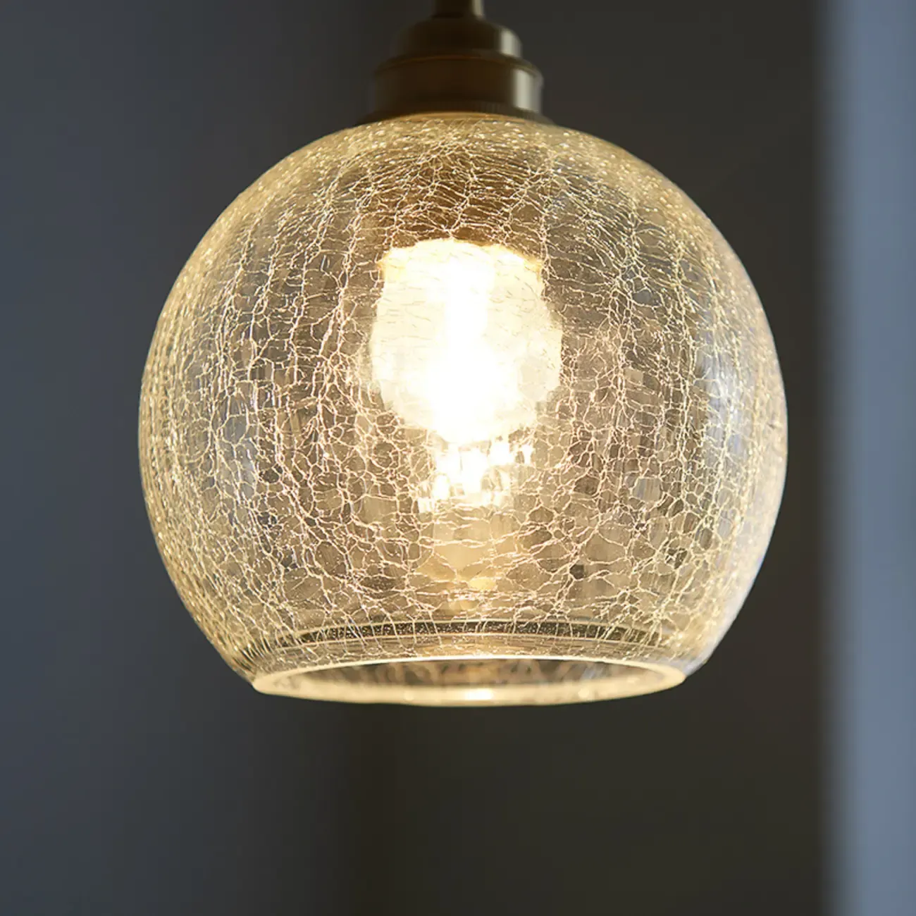Modern Adjustable Gold Crakle Glass Globe Pendant Light