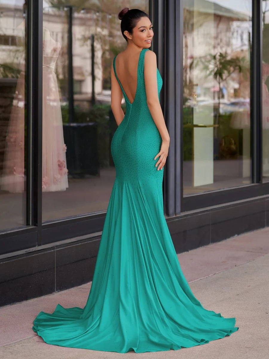 Mermaid Deep V-Neck Beaded Satin Long Prom Dress