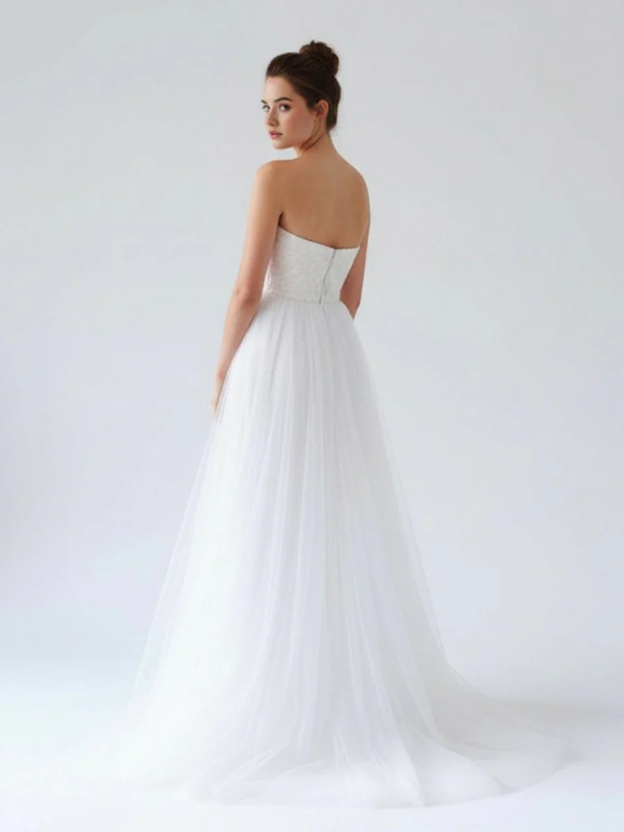 V Neck Sleeveless A-Line Long Tulle Backless White Wedding Dress
