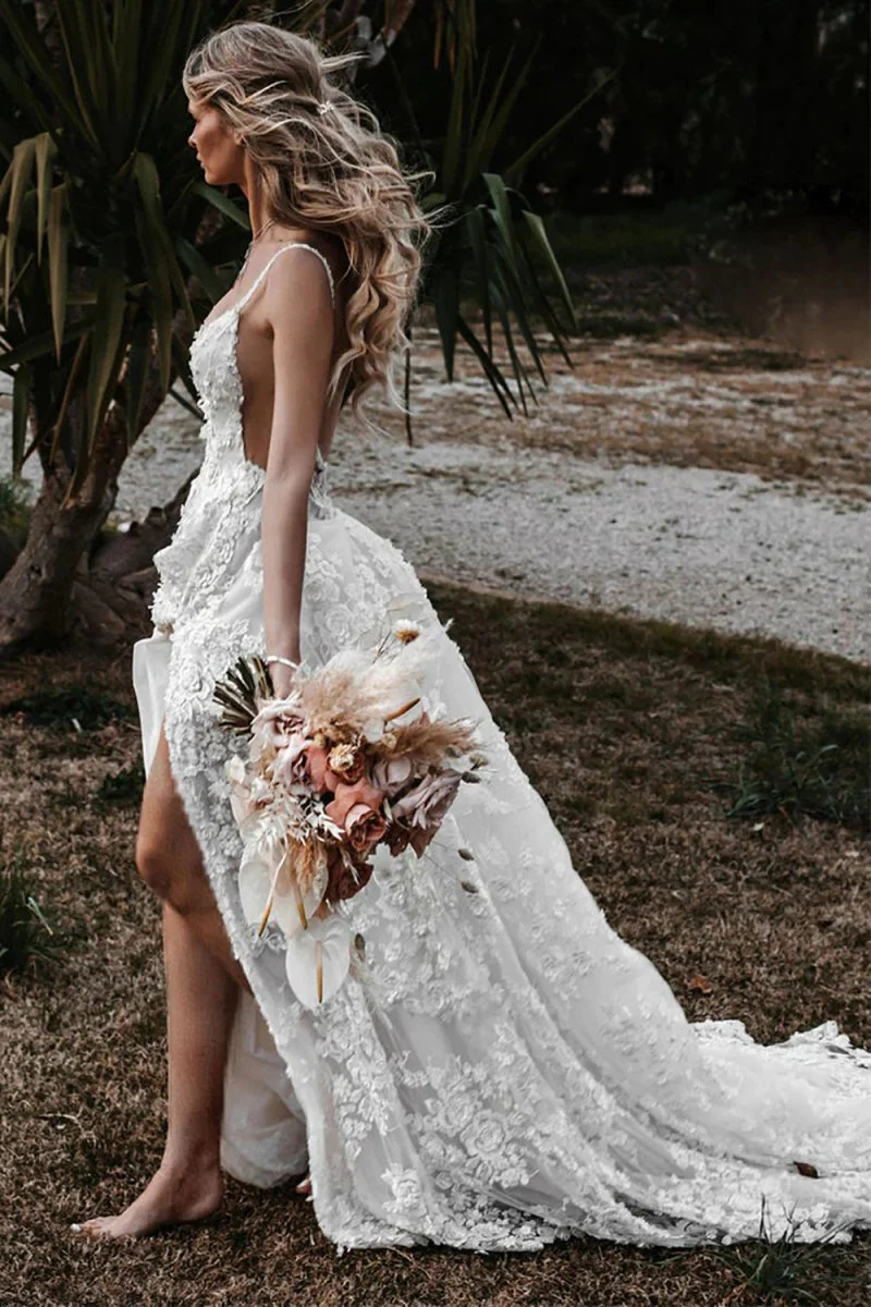 White Boho A-Line Lace Wedding Dress with Appliques