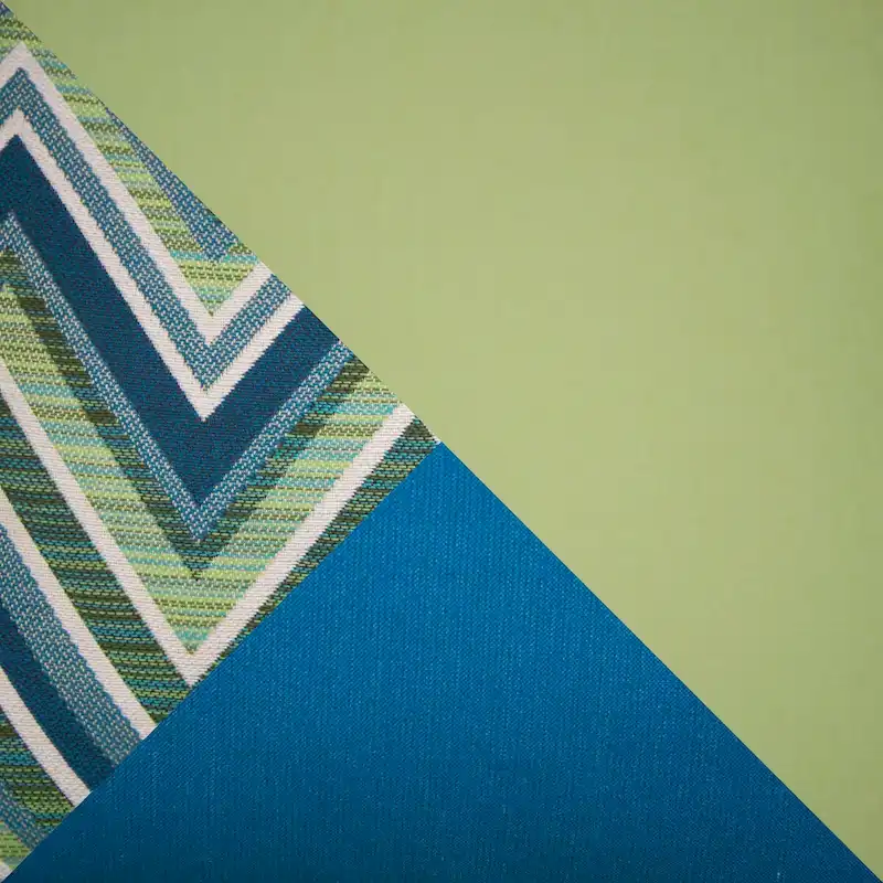 Cannes 5 Piece Aluminum Outdoor Motion Club & Ottoman Set