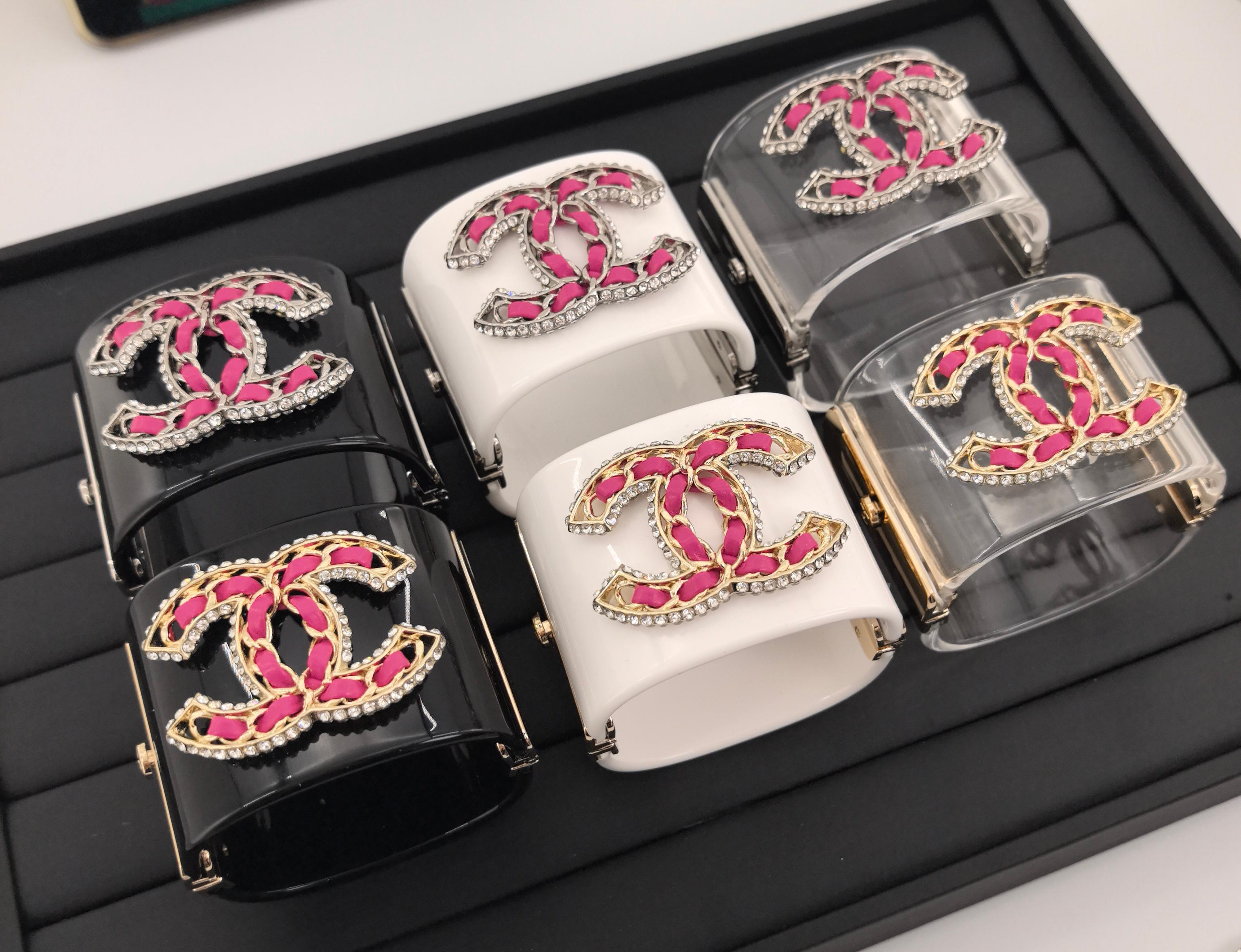 CCS083 CC acrylic cuff bracelet - ccjewelryacc