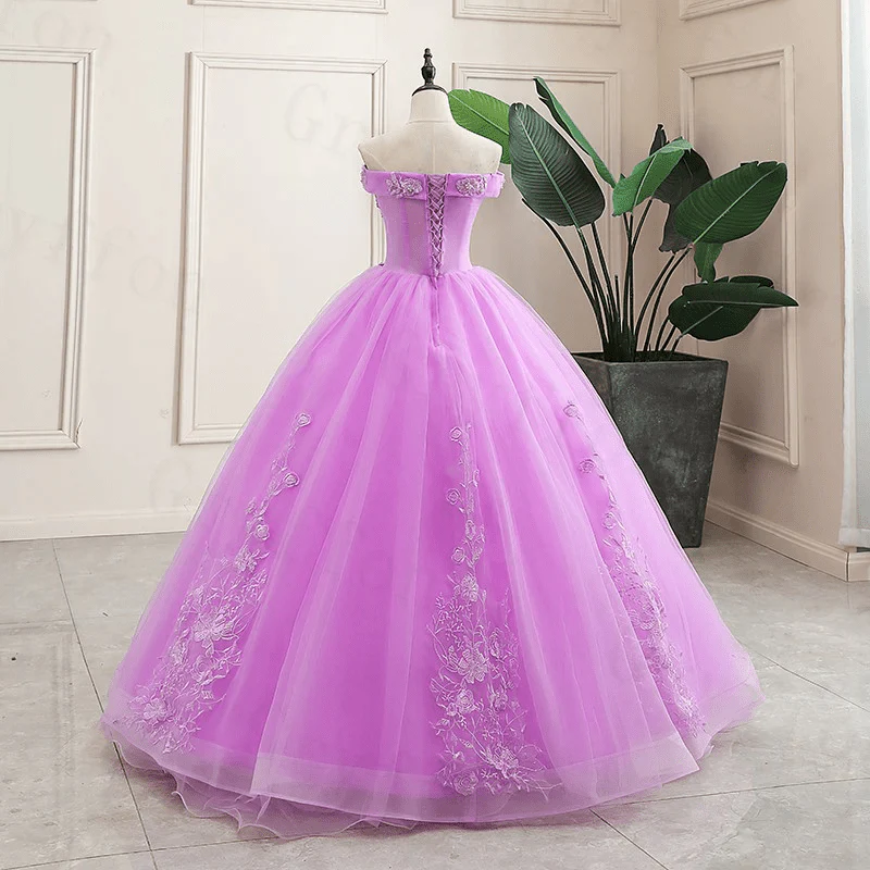 Lilac Off the Shoulder Quinceanera Dress Ball Gown With Appliqued