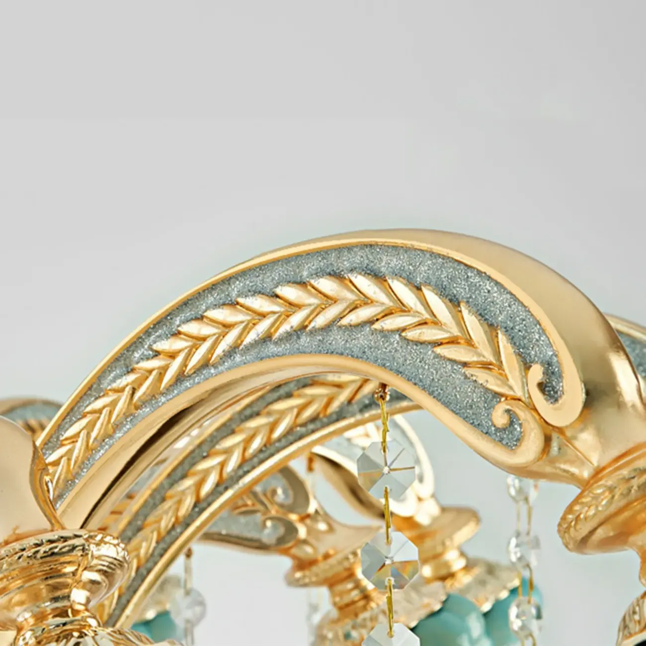 Living Room Down Light Crystal Chandelier with Flower Glass Shape