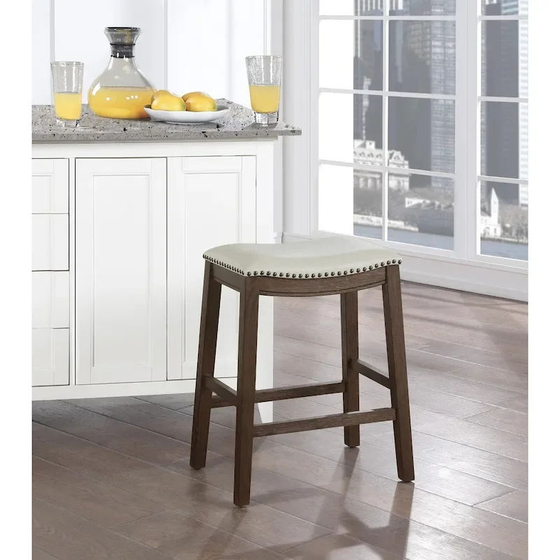 24 Saddle Stool
