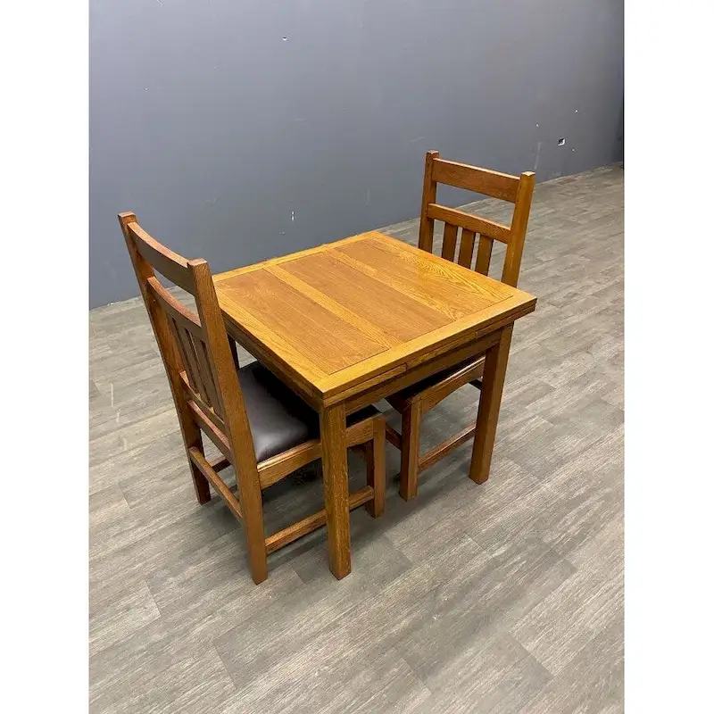 Mission Oak Kitchen Table With 2 Leaves And 4 Oak Dining Chairs