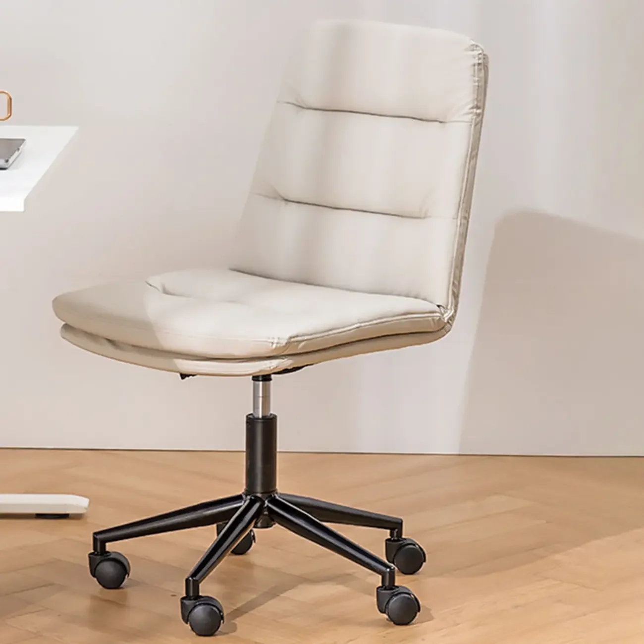 Elegant White Leather Ergonomic Swivel Office Chair